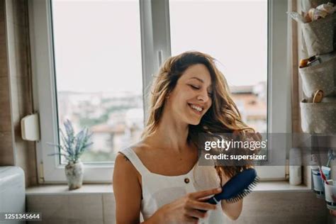 220.781 Mujeres Normales Stock Photos, High